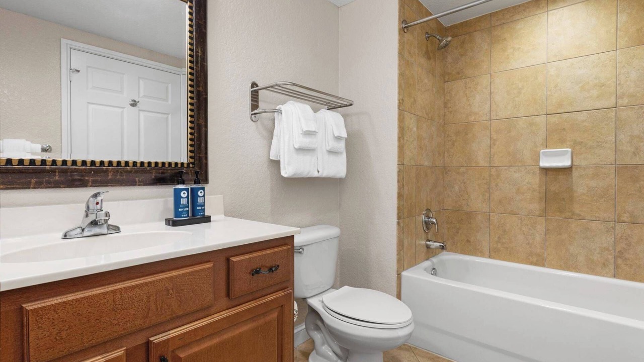 Photo of Bathroom in Lake Buena Vista