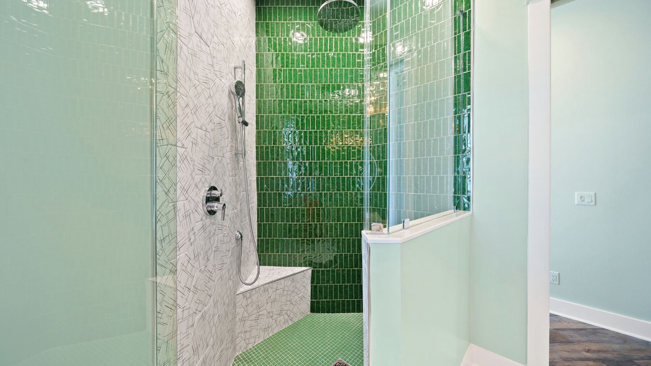 Photo of Bedroom in Lower Grand Lagoon