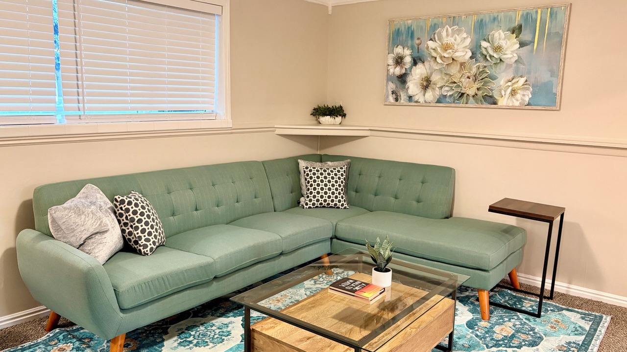 Photo of Livingroom in West Valley City