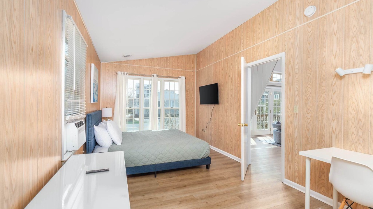 Photo of Bedroom in South Bethany Harbor