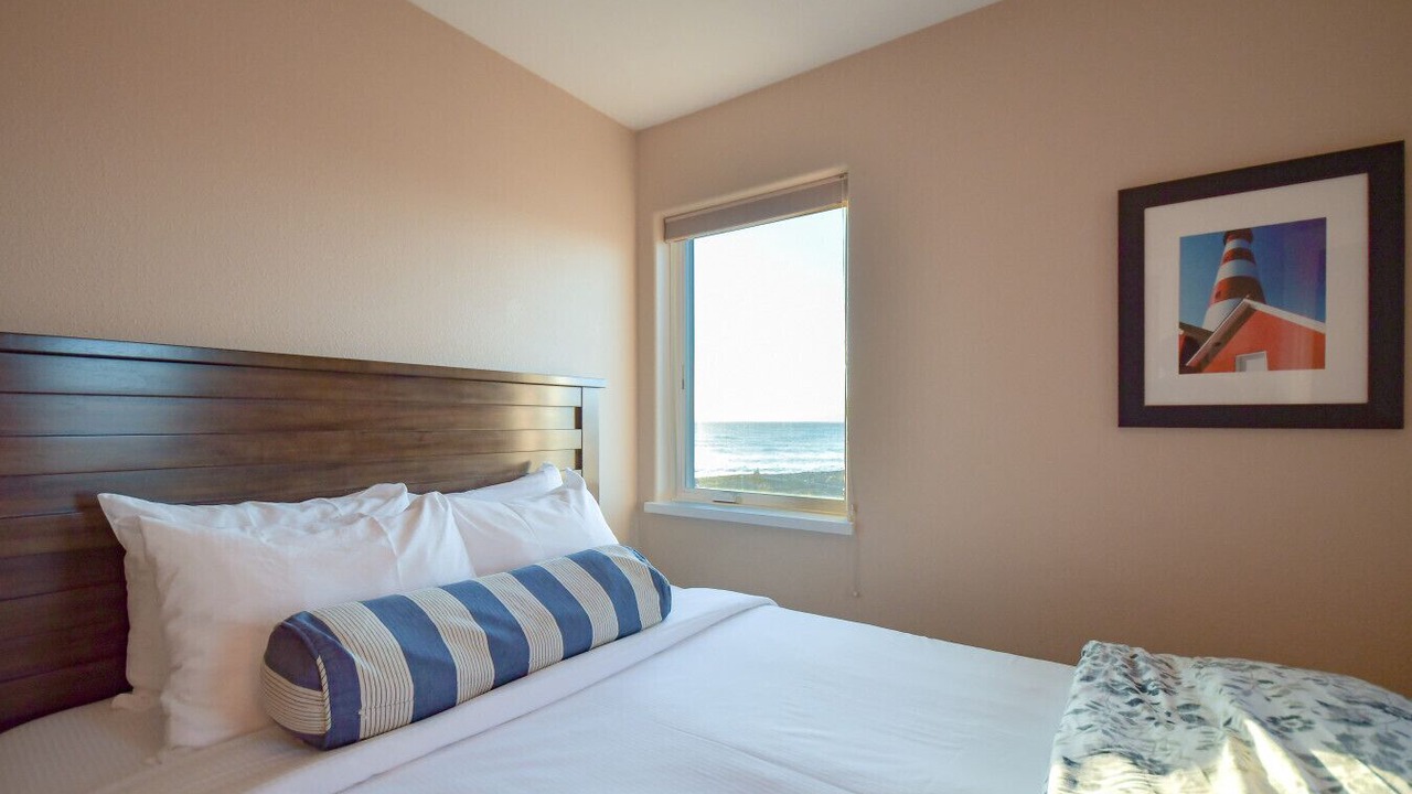 Photo of Bedroom in Homer