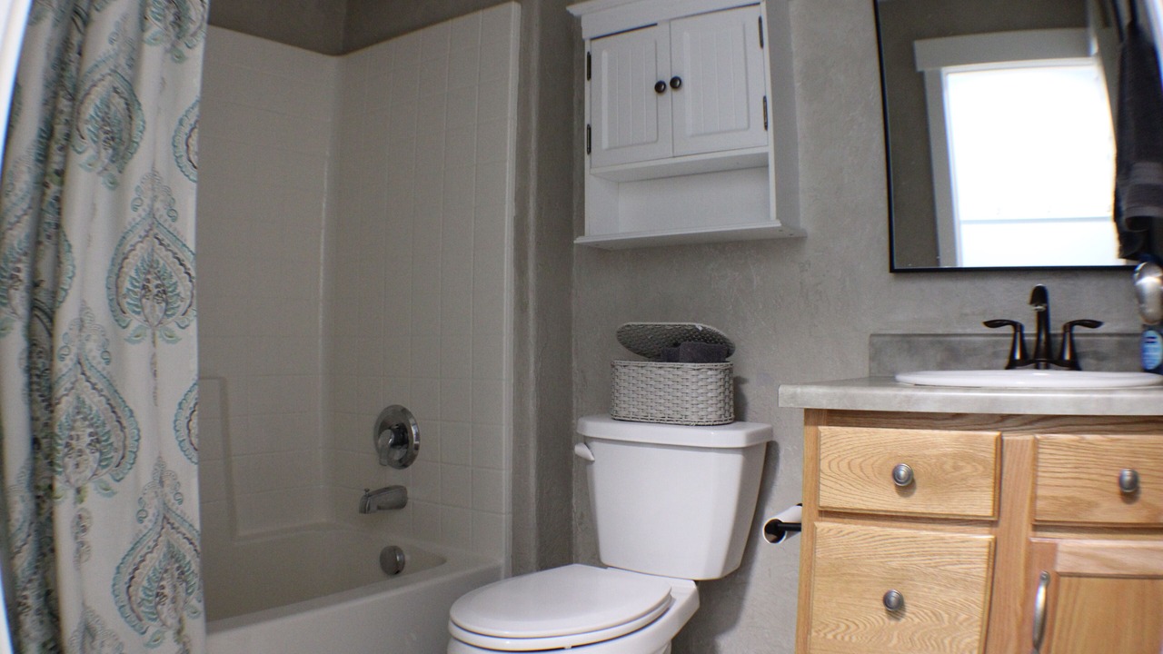 Photo of Bathroom in Stansbury Park