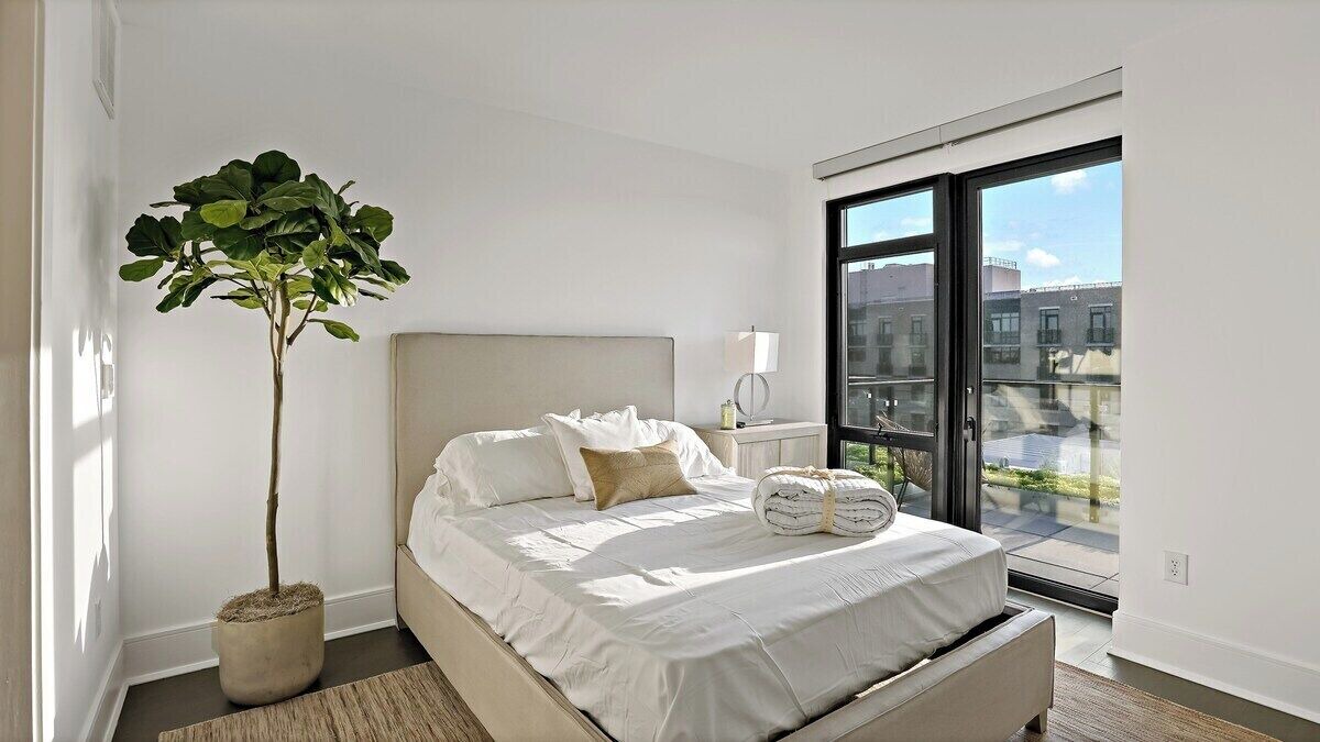 Photo of Bedroom in Shaw