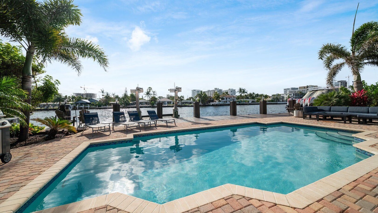 Photo of Outdoor in Santa Barbara Estates