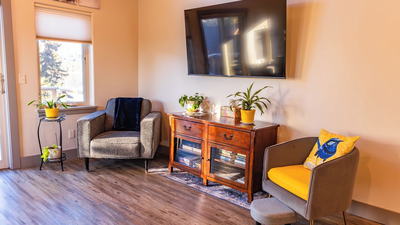 Photo of Livingroom in Homer