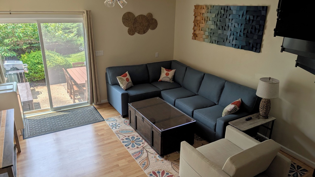 Photo of Livingroom in Country Club Estates
