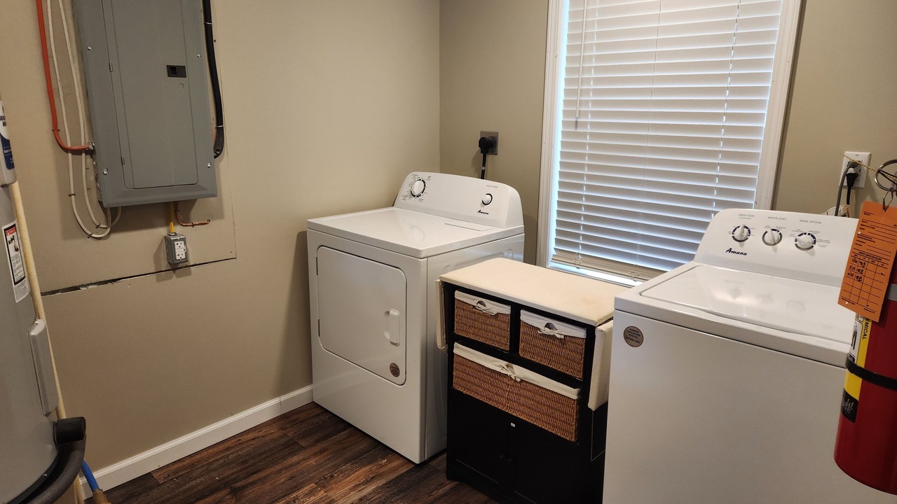 Photo of Bedroom in Town of Benton