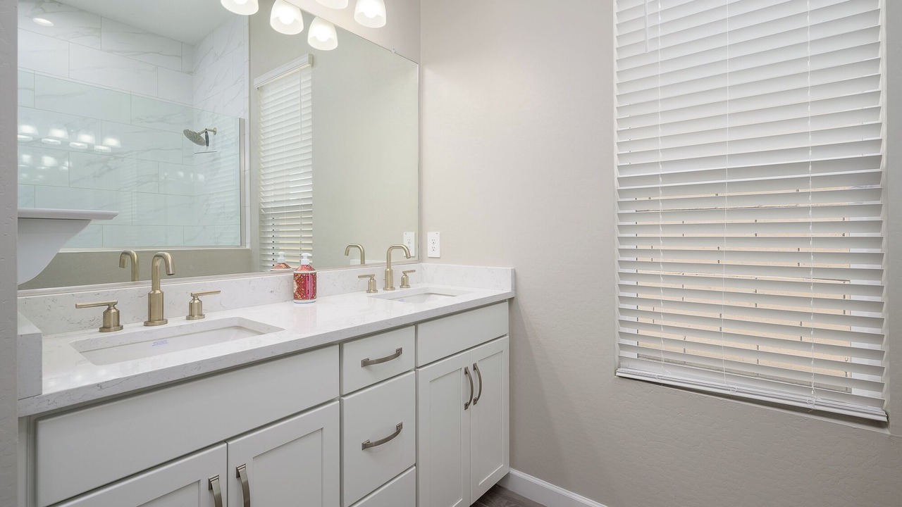 Photo of Bathroom in Desert Ridge