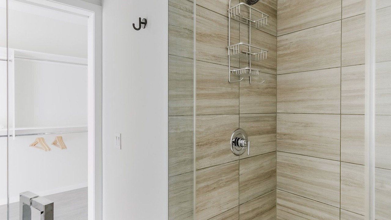 Photo of Bathroom in East Hyde Park
