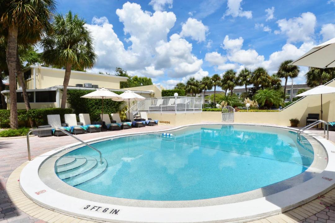 Photo of Others in Longboat Key