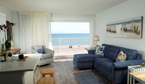Suite, Oceanfront (3rd Floor, King)