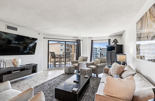 Holiday Isle Condo | Inlet Reef 518-Beachfront Complex without Beachfront Prices!