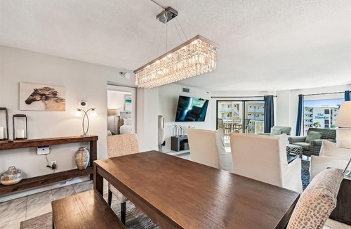 Holiday Isle Condo | Inlet Reef 518-Beachfront Complex without Beachfront Prices!