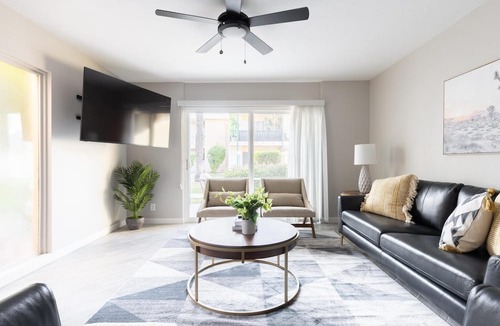 Encanto Condo | Modern Chic Condo In Midtown w/Pool & Hot Tub