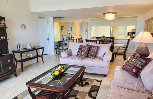 Longboat Key Condo | 2/2 Condo LBK, Beach, Pool, Fitness, Tennis