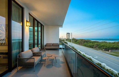 Melbourne Beach Condo | Baha Bliss | Chic NEW Condo w/Ocean Views, Designer Decor & Community Amenities