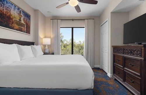 Lake Buena Vista Condo | Wyndham Bonnet Creek Resort - Family Friendly Resort Condo Sleeps 8!