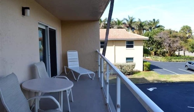 Beachcomber unit 207