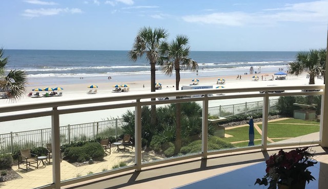 WOW! 3 bedroom Oceanfront :Luxury Condo w 2 "king" oceanfront master suites