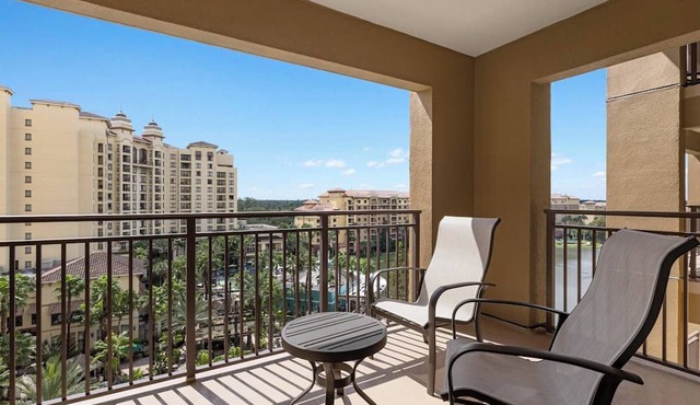 Wyndham Bonnet Creek Resort - Family Friendly Resort Condo Sleeps 8!